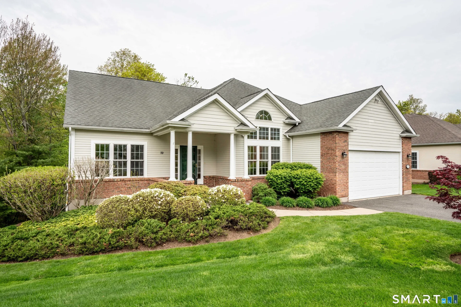 39 Emily Way #39, West Hartford, CT