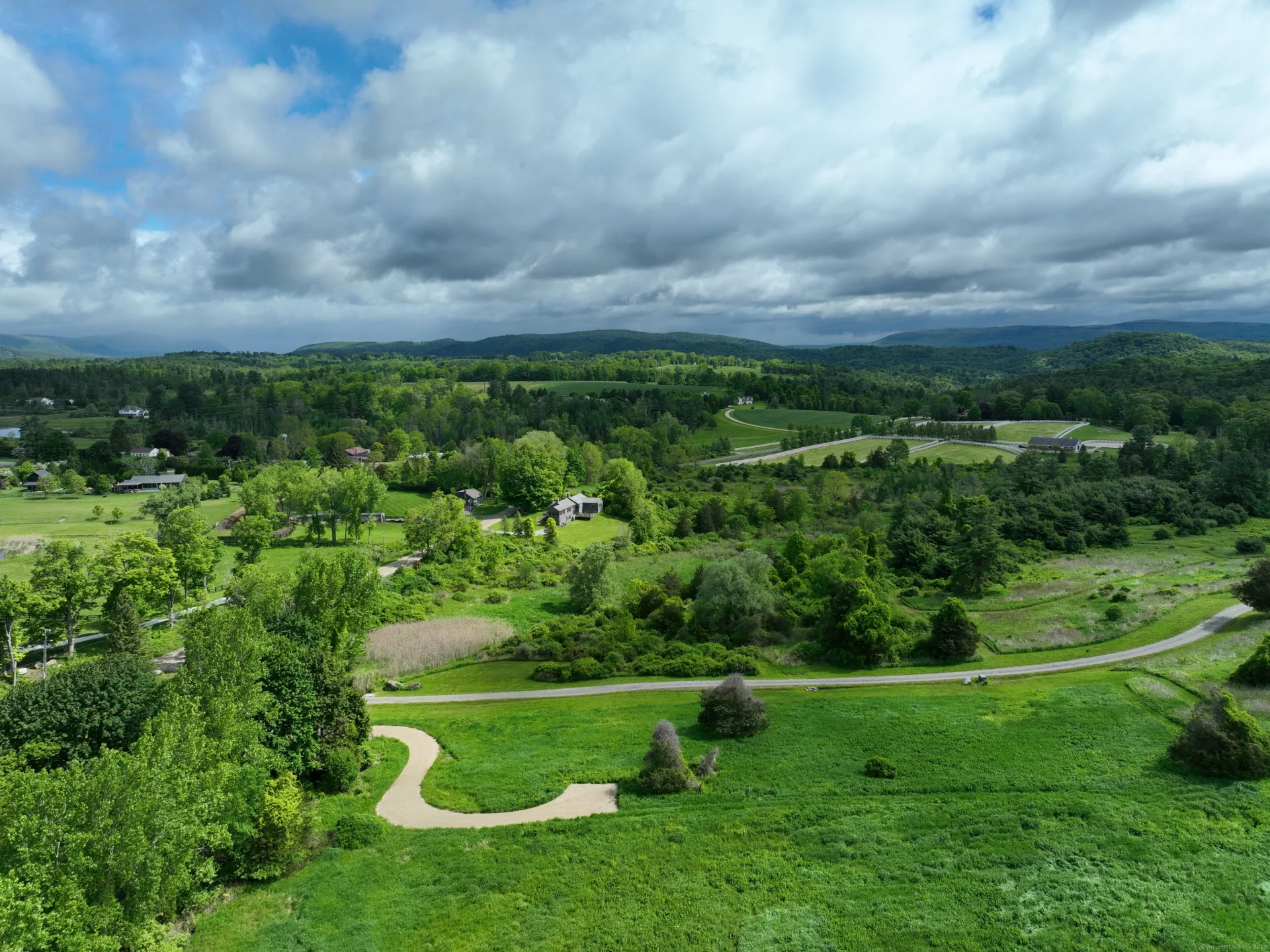 14 Red Mountain Road, Salisbury, CT
