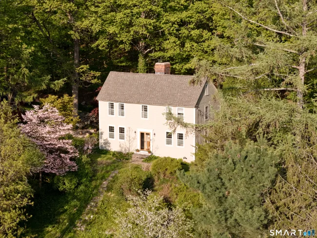 4 Cemetery Road, Canton, CT