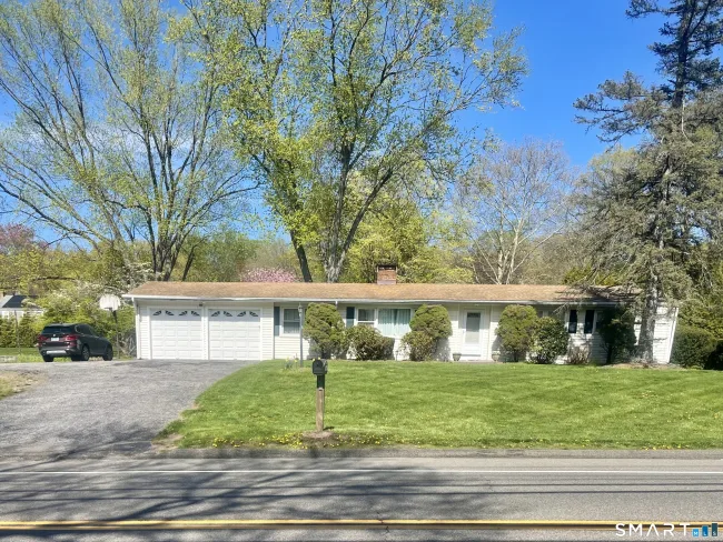 2698 Easton Turnpike