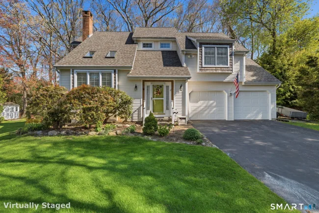 12 Lindros Lane, Waterford, CT