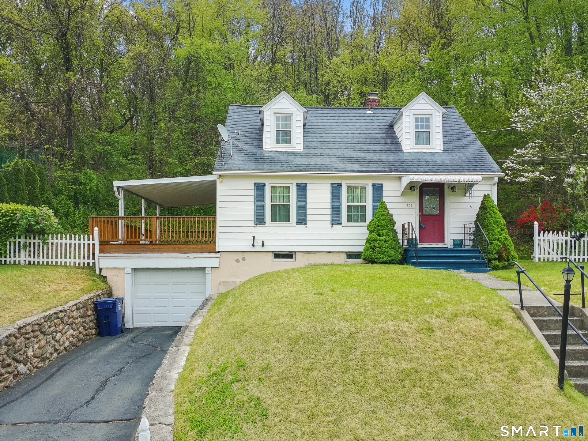 205 South Main Street, Seymour, CT