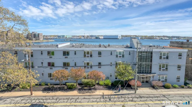 184 Pequot Avenue #303
