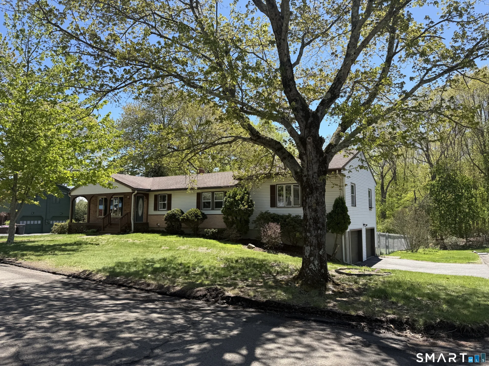 80 Ramsey Avenue, Naugatuck, CT