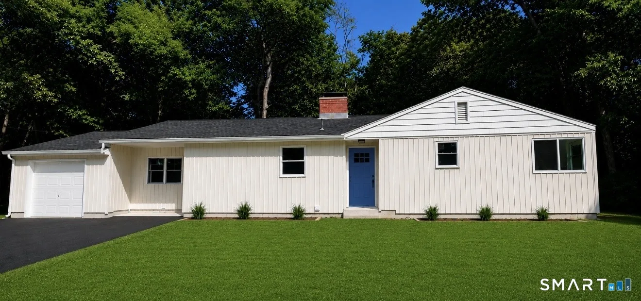 106 Glenwood Road, Clinton, CT