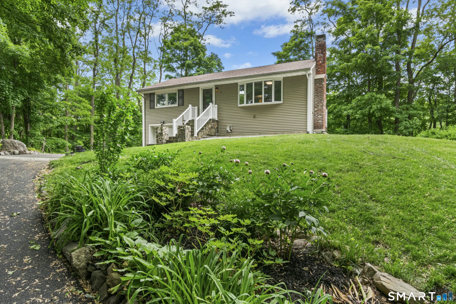 12 Rainbow Drive, Ridgefield, CT