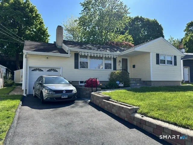 8 Lincoln Avenue, Norwalk, CT