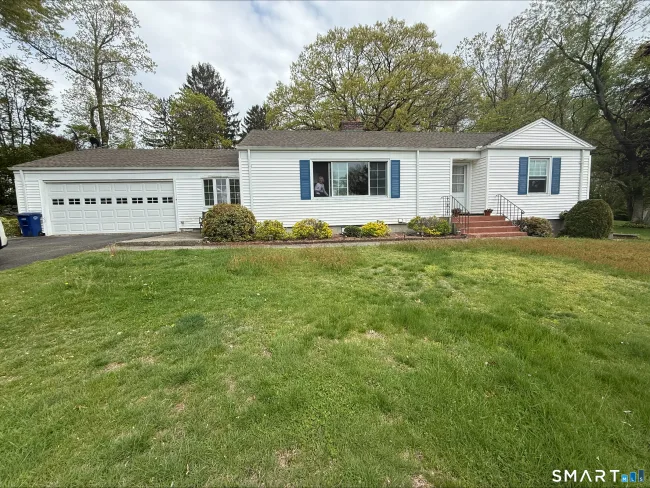 397 Butternut Court, Orange, CT