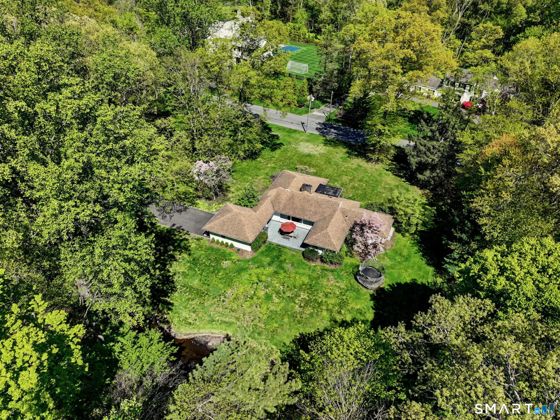 6 Blueberry Lane, Darien, CT