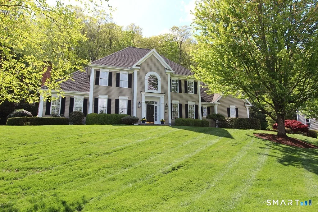 19 Devonshire Court, Avon, CT