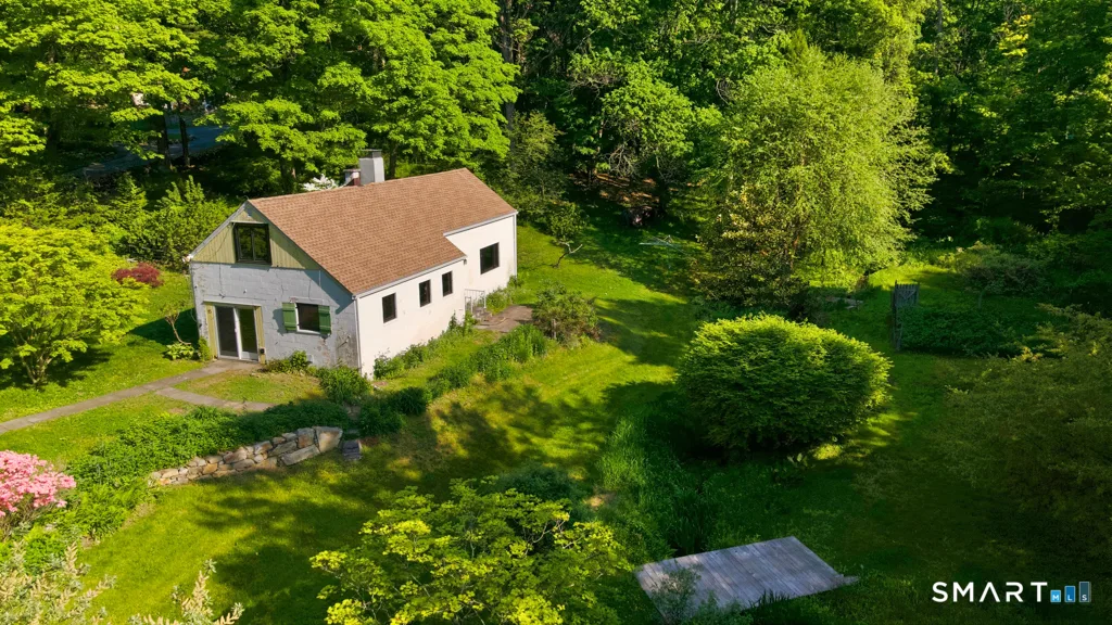 15 Old Mailcoach Road, Redding, CT