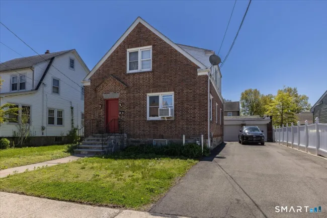 56 Texas Avenue, Bridgeport, CT