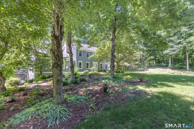 17 Sweet Meadow Road, Newtown, CT