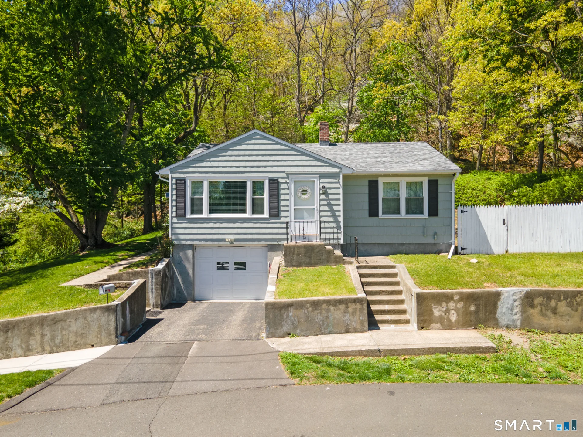 18 Shelton Street, Seymour, CT