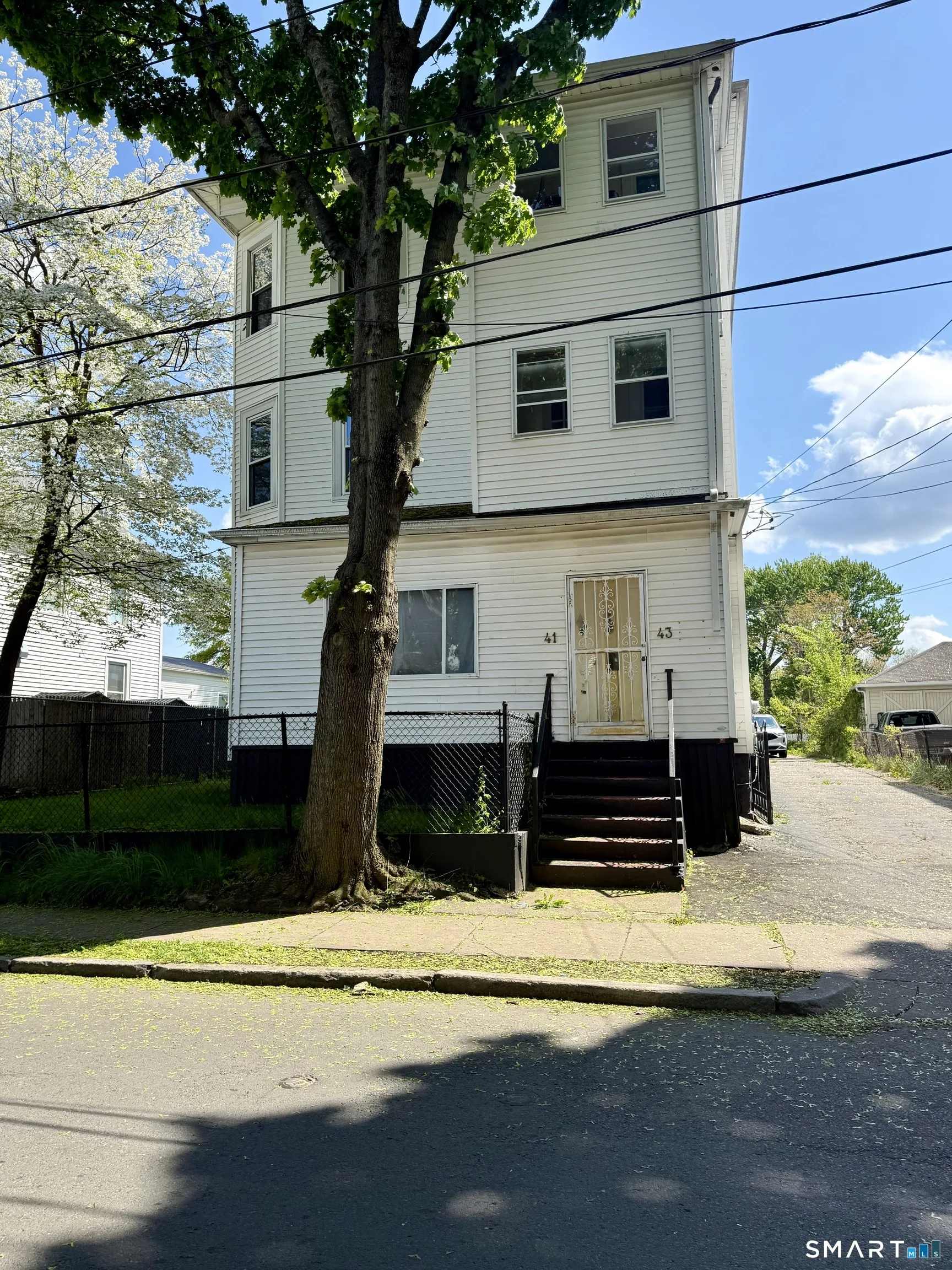 41-43 Kibbe Street, Hartford, CT