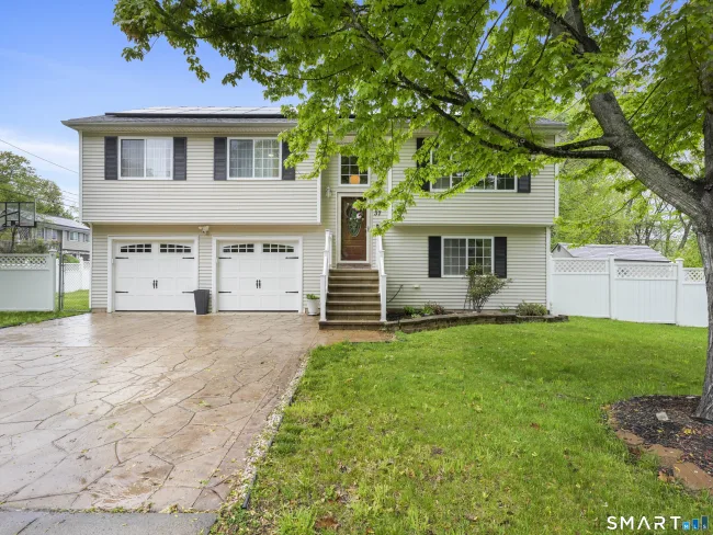 37 Kingswood Drive, New Haven, CT