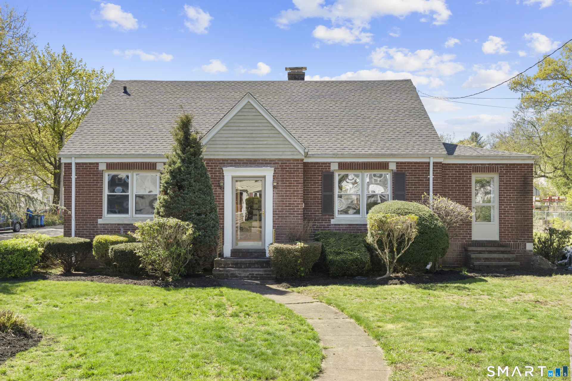 10 Barraclough Avenue, Hamden, CT