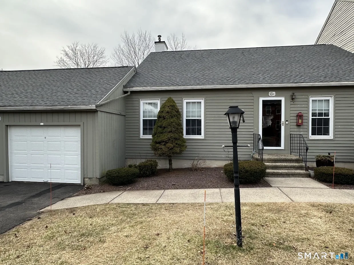 13 Riverview Drive #A, East Windsor, CT