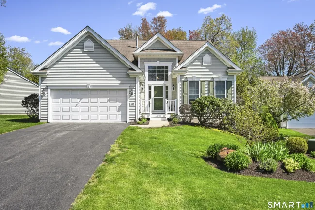 505 Traditions Court #505, Oxford, CT