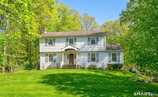 189 Fishing Trail, Stamford, CT