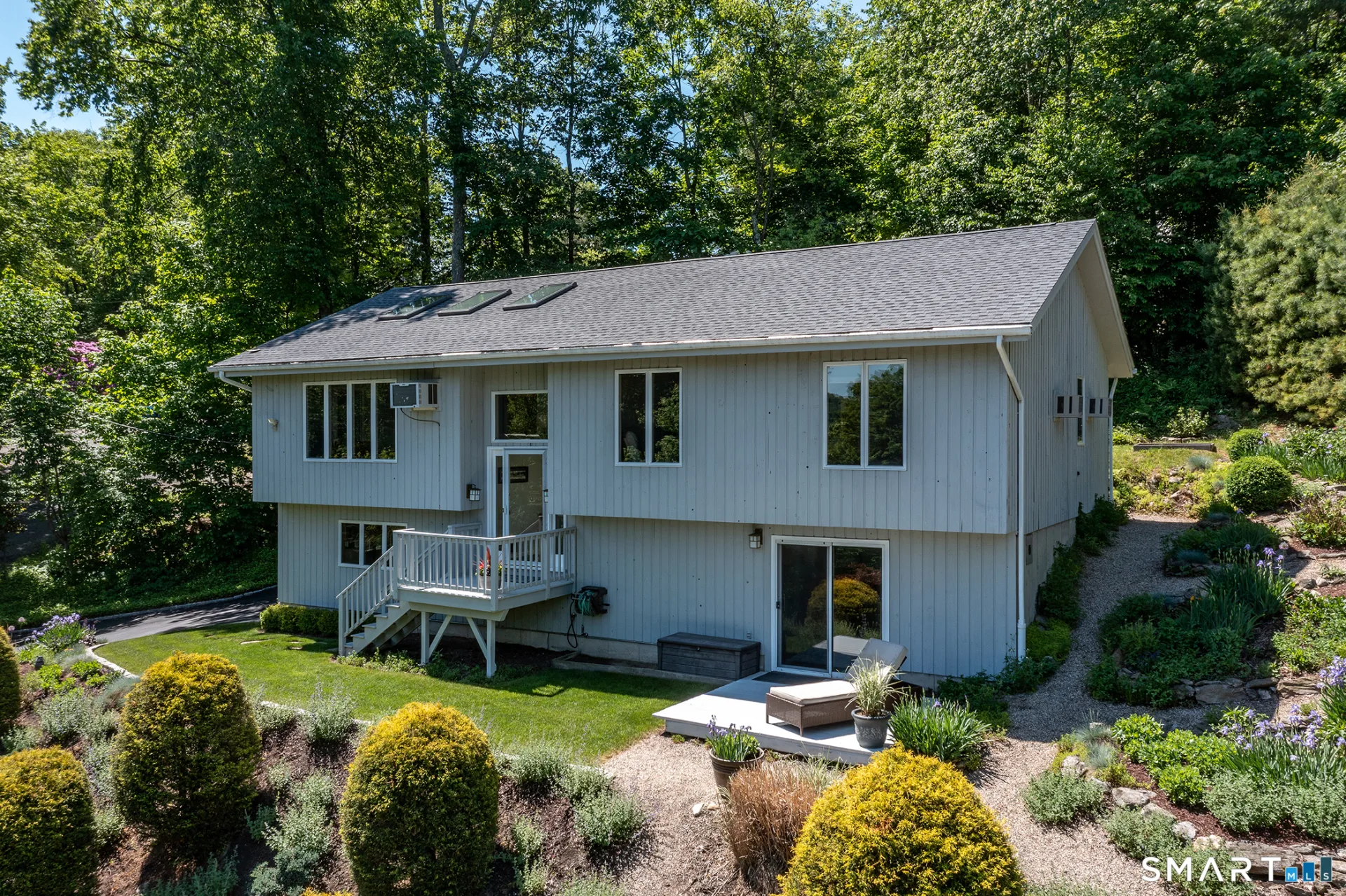19 Hilldale Road, New Fairfield, CT