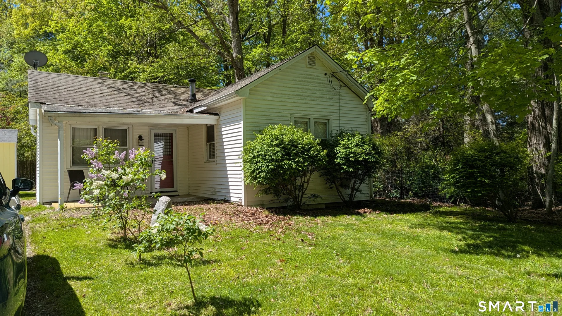 24 Barry Road, Coventry, CT