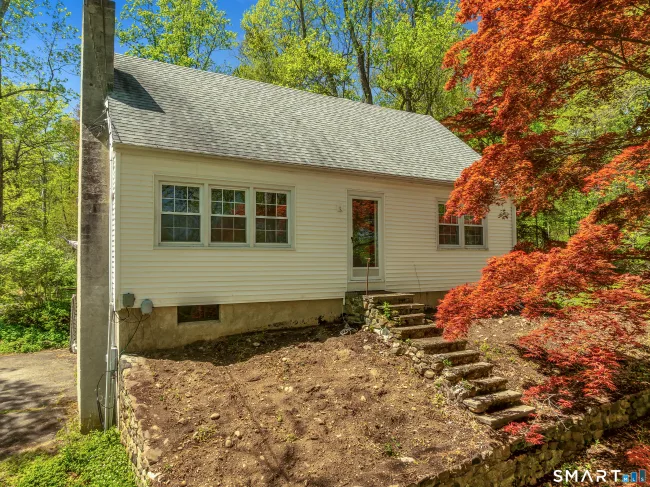 89 Lighthouse Road, Woodbury, CT