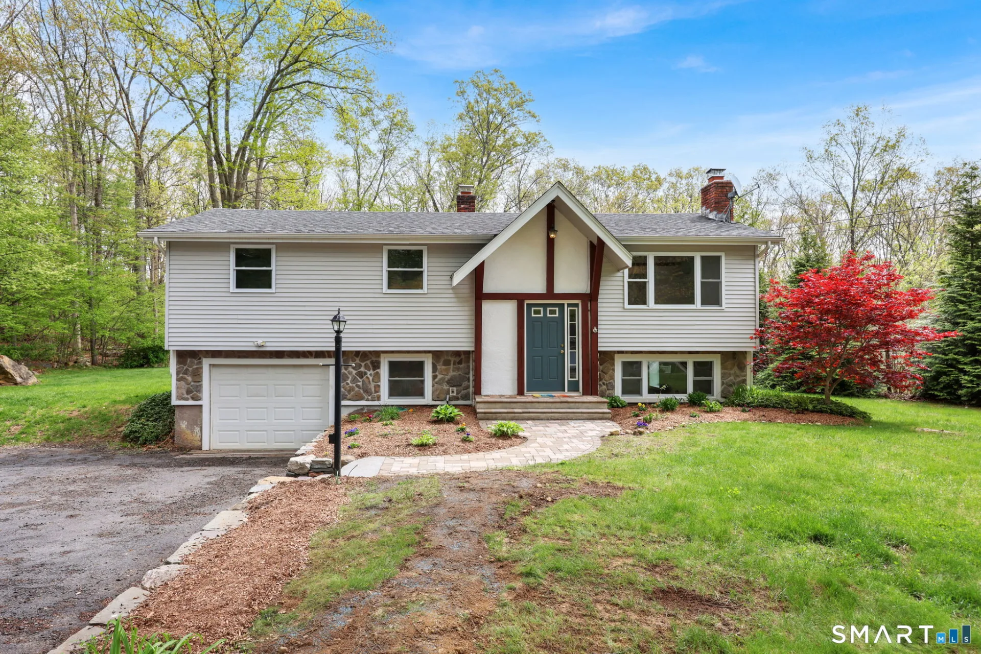 30 Lucerne Drive, Willington, CT