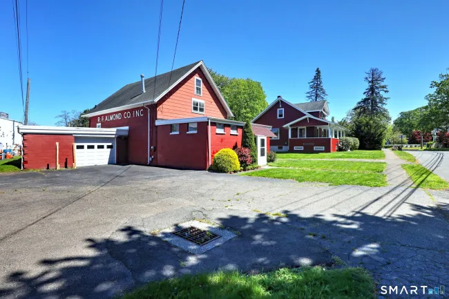 231 West River Street, Milford, CT