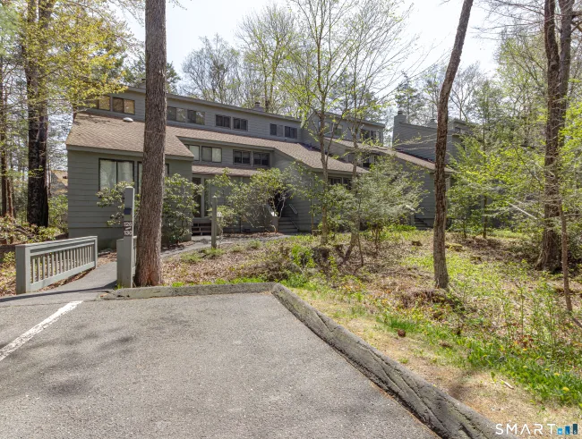 127 Old Farms Road #127, Torrington, CT