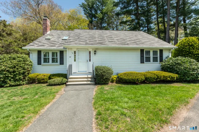 81 Oldefield Farms Road #81, Enfield, CT
