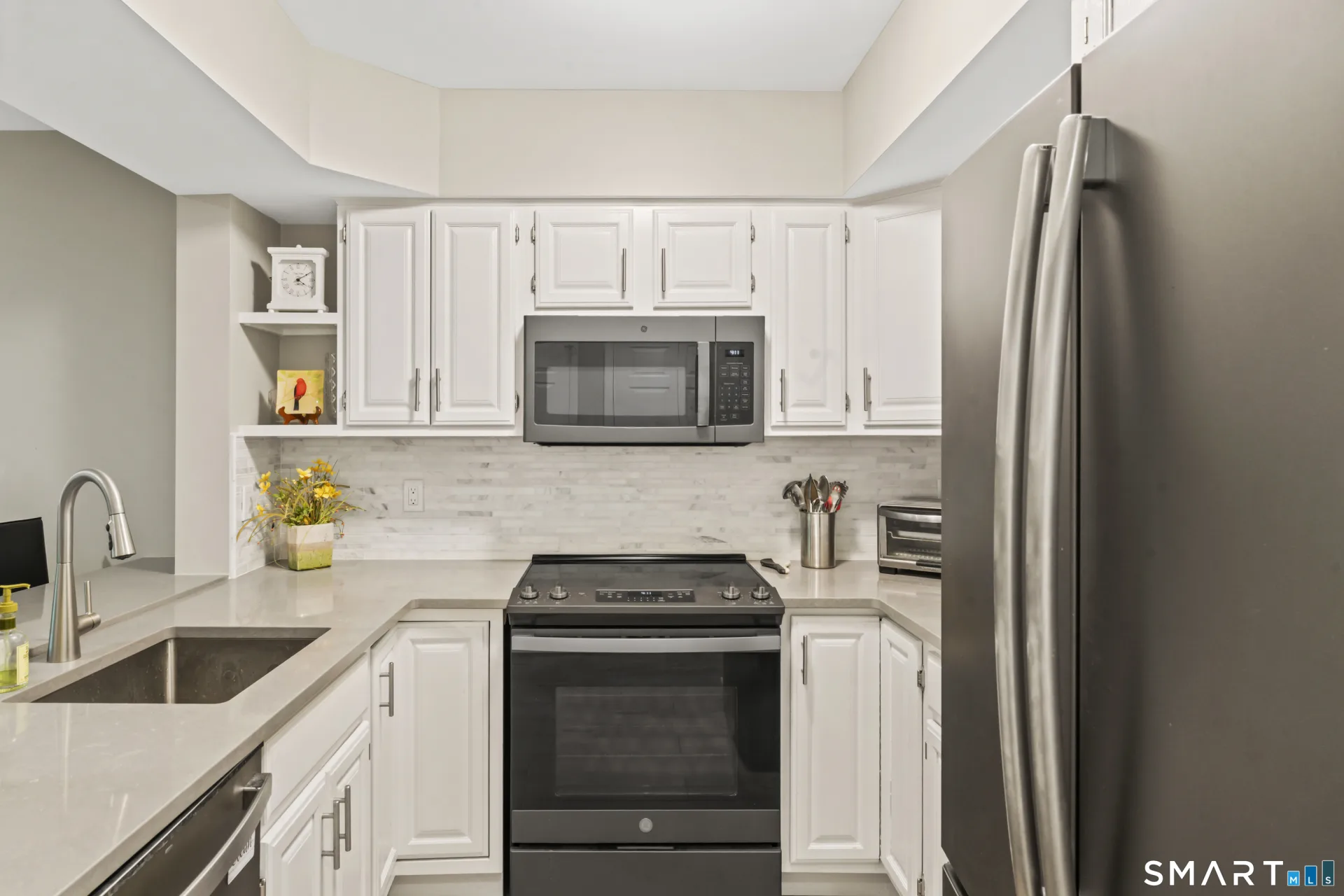 351 Pemberwick Road #818, Greenwich, CT