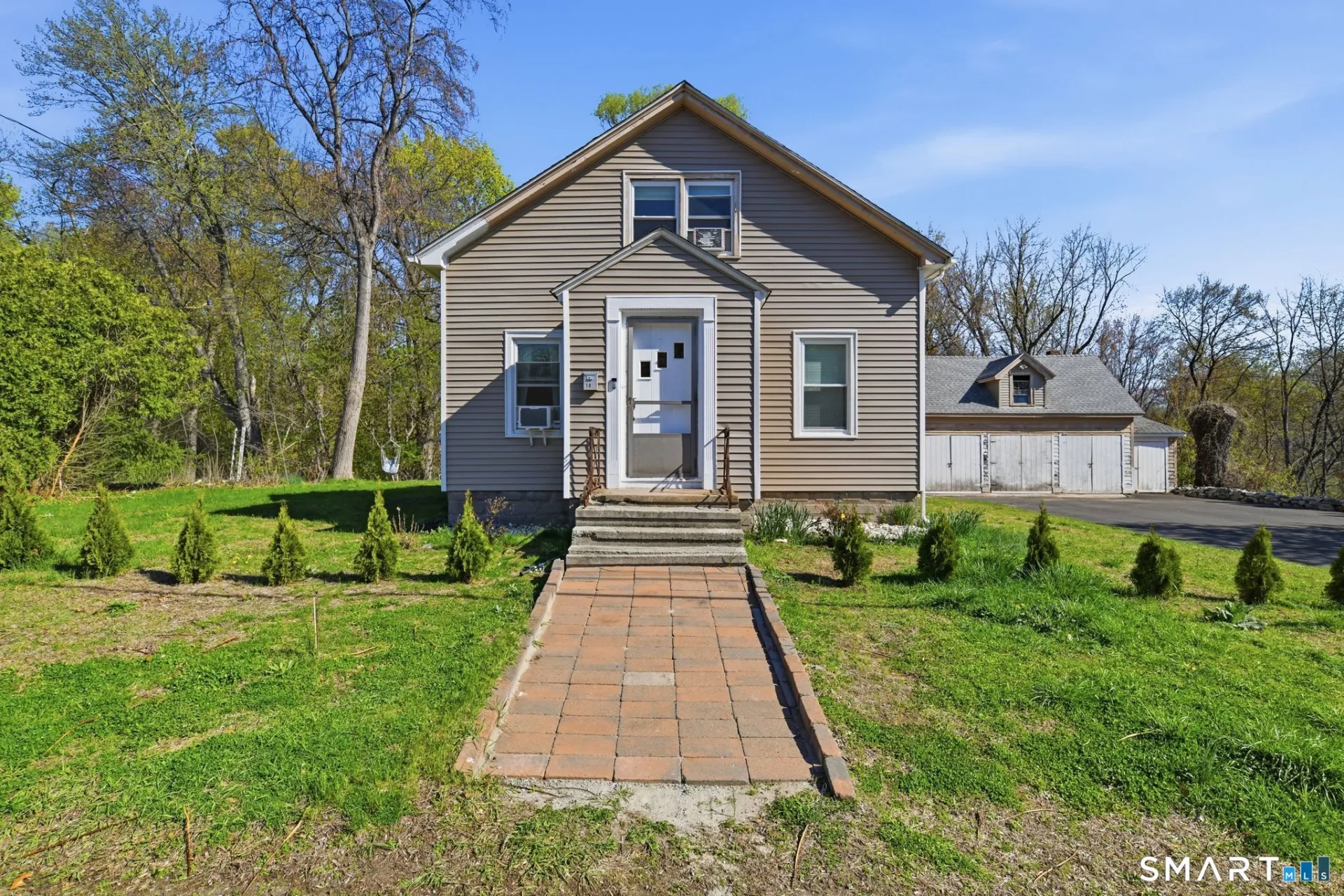 10 Parker Street, Enfield, CT