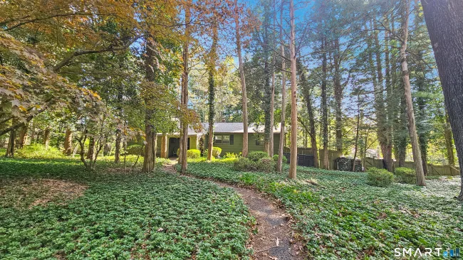 40 Oleson Drive, Southbury, CT