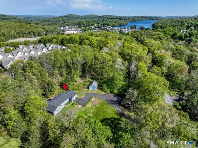 152 State Route 37, New Fairfield, CT