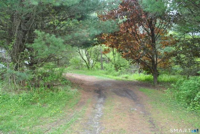 27 Litchfield Turnpike
