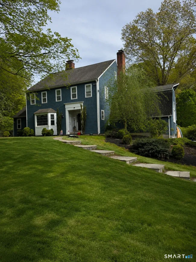 40 Echo Valley Road, Newtown, CT