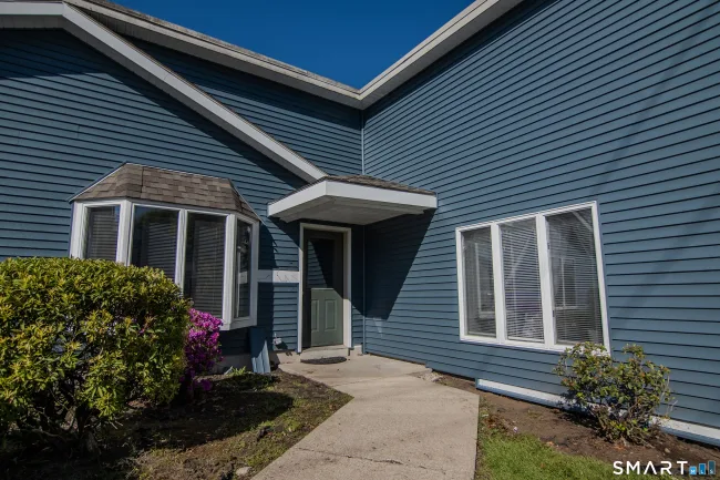 49 Canterbury Road #E, Plainfield, CT
