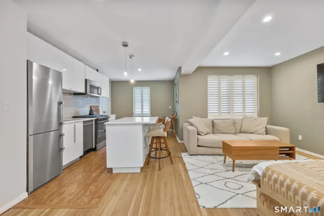 52 Lafayette Place #1F, Greenwich, CT