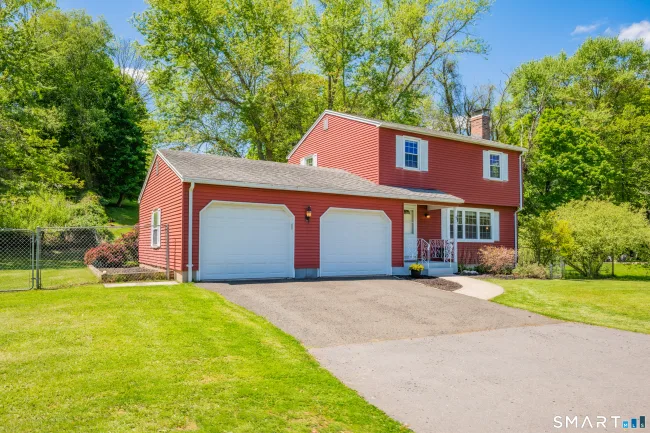 45 Willow Bee Lane, Middletown, CT