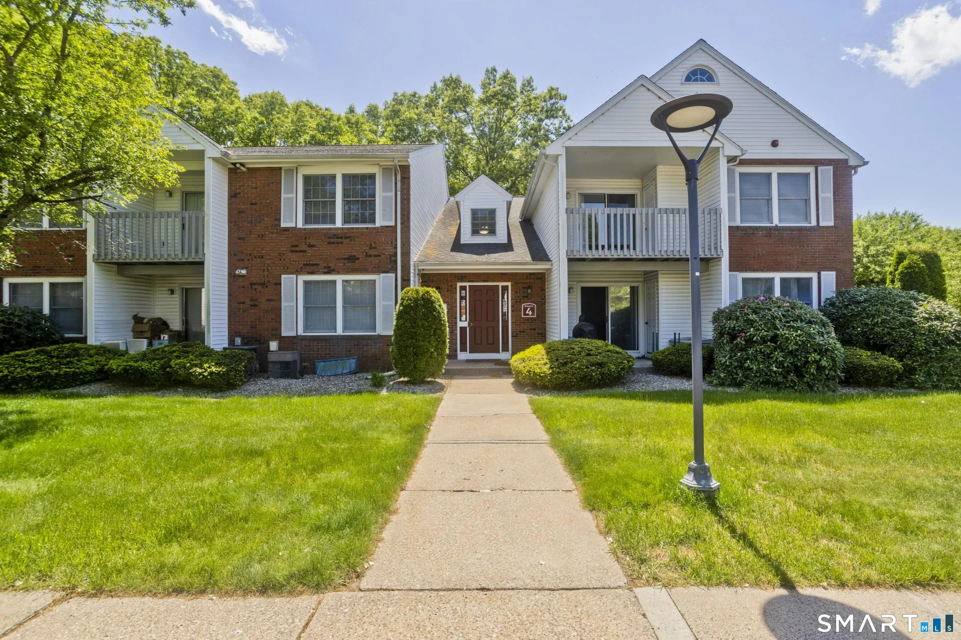 4 Concorde Way #B5, Windsor Locks, CT