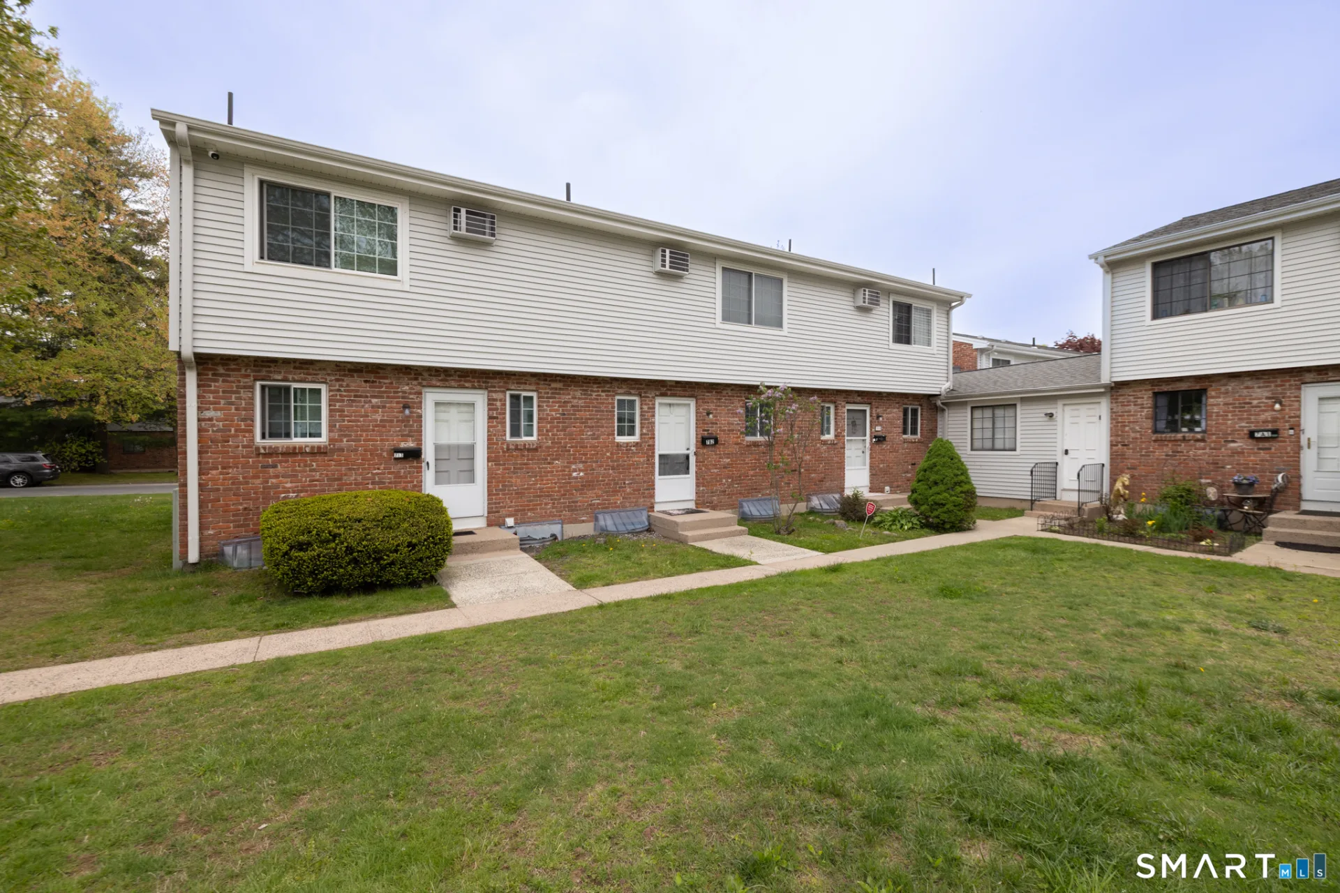 30 Woodglen Drive #7B2, Waterbury, CT