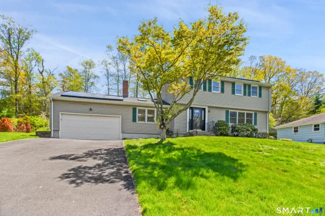 120 Braeside Drive, Hamden, CT