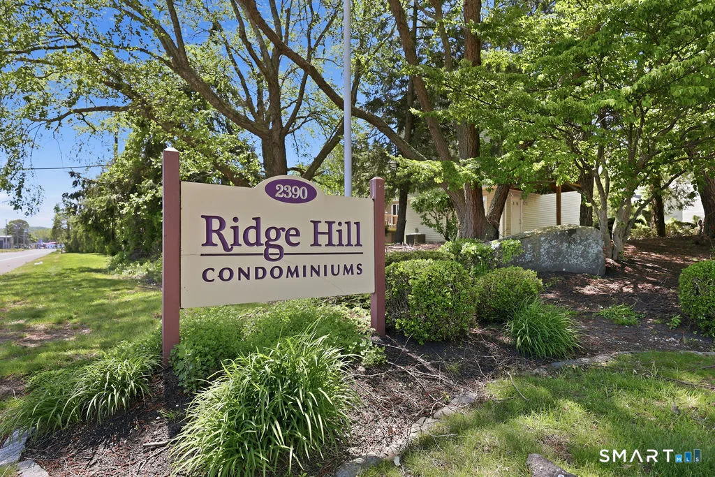 2390 State Street #2U, Hamden, CT