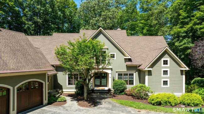 15 Hop Brook Road, Simsbury, CT