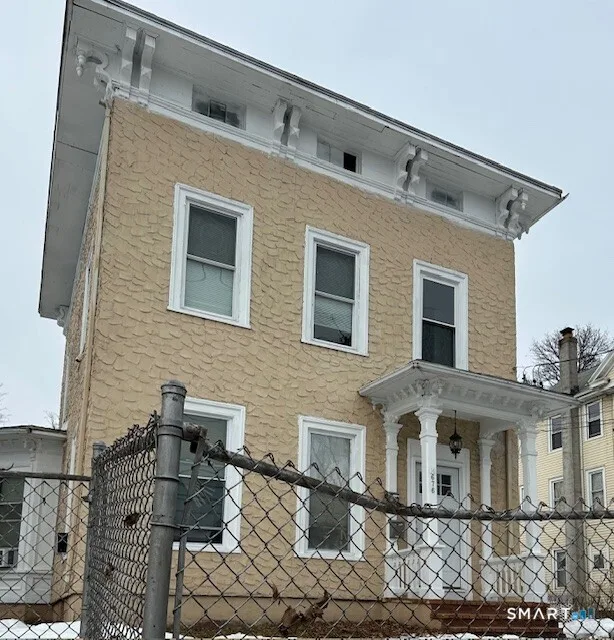 676 East Street