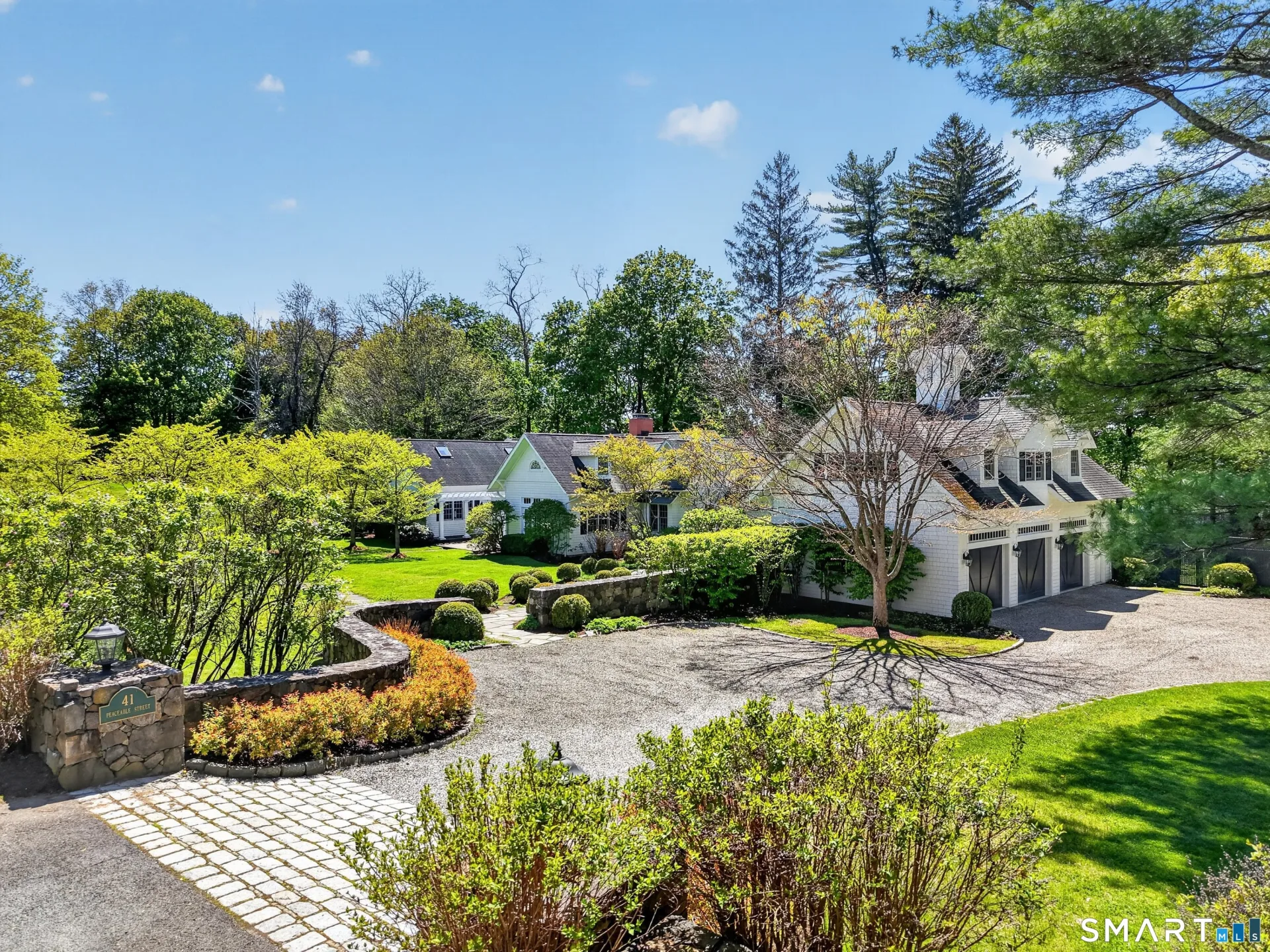 41 Peaceable Street, Ridgefield, CT