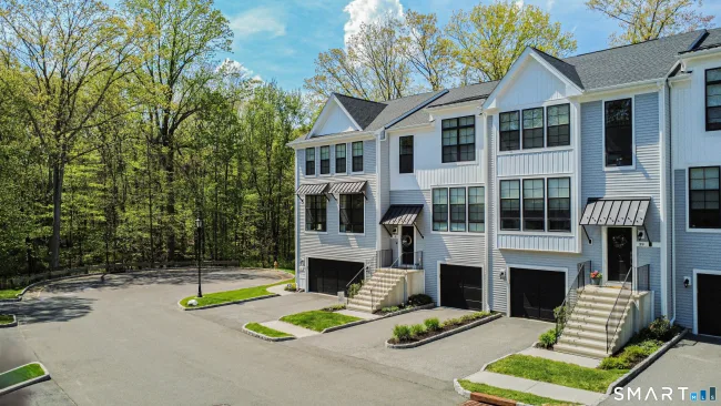 39 Brentwood Circle #39, Danbury, CT
