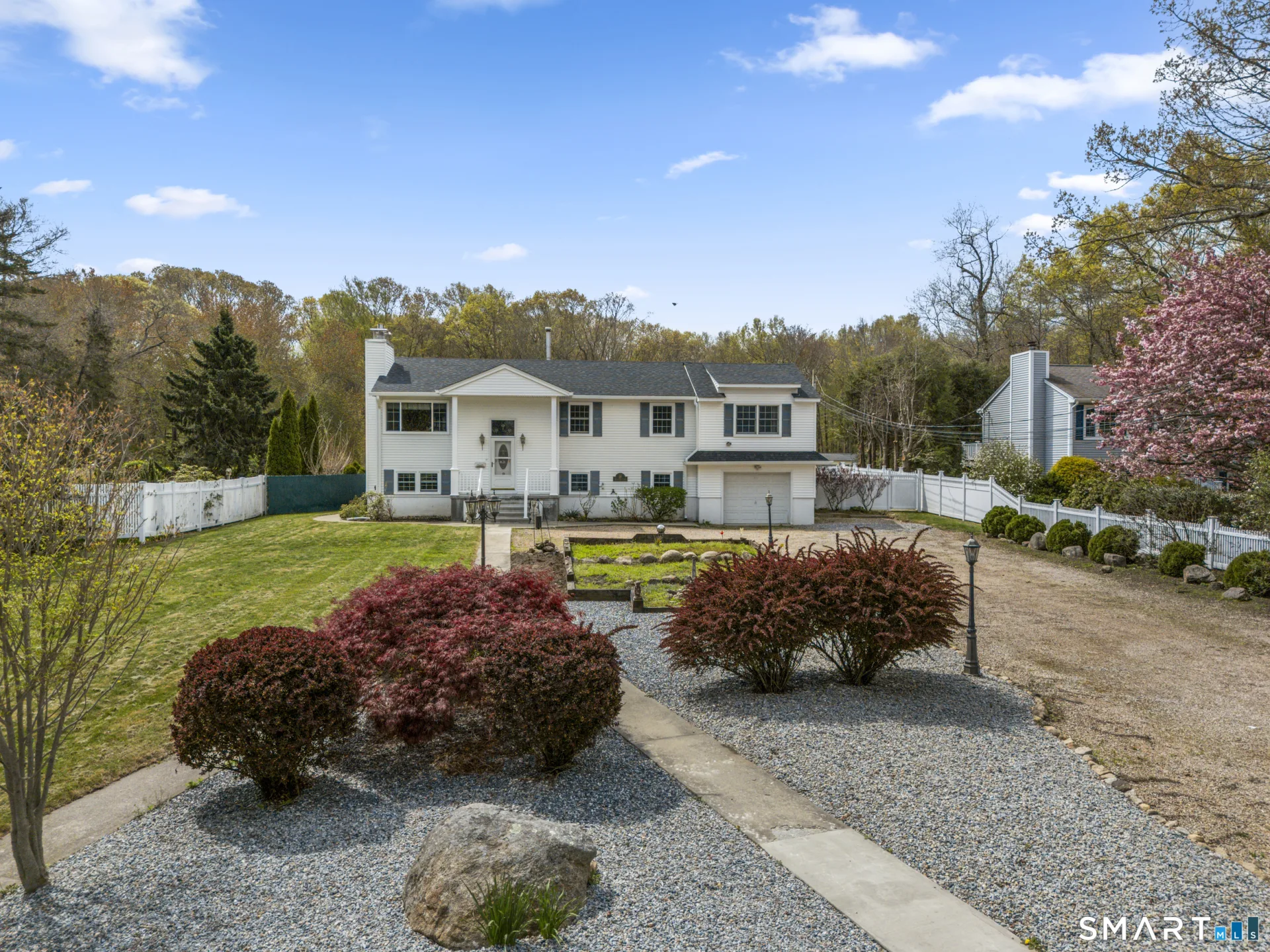 14 Old Black Point Road, East Lyme, CT