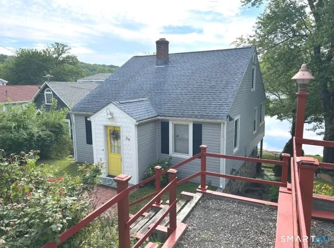 29 Fall Mountain Lake Road, Plymouth, CT